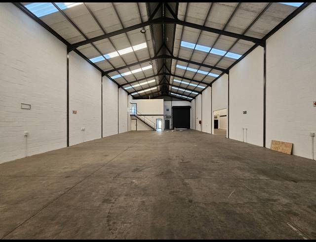840M² WAREHOUSE TO LET IN RIVERGATE